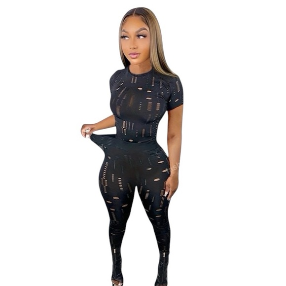 SHEIN 2 Piece Black Cut Out Tee & Leggings XXL - Picture 2 of 12